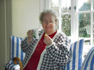 12 April 2003 Derbyshire 02 - Betty Manterfield Betty Manterfield in Derbyshire (12 April 2003)