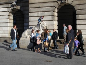 Nottingham’s Left Hand Lion Nottingham’s Left Hand Lion